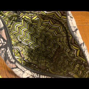 Vera purse and land yard